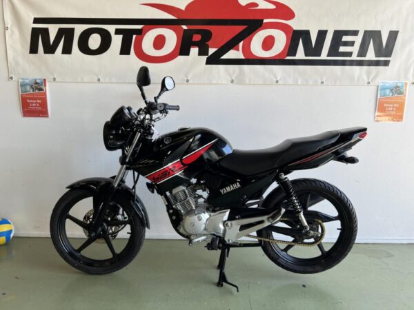 Yamaha YBR 125 - Billede 2