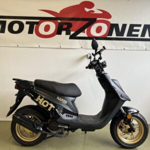 MotoCR Hot 50 Naked